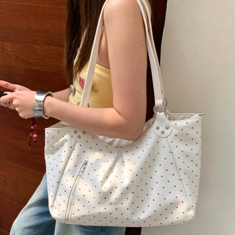 PUレザー ポルカドット トートバッグ 大容量 ショルダーハ - Leather Work Duffle のレビューと価格