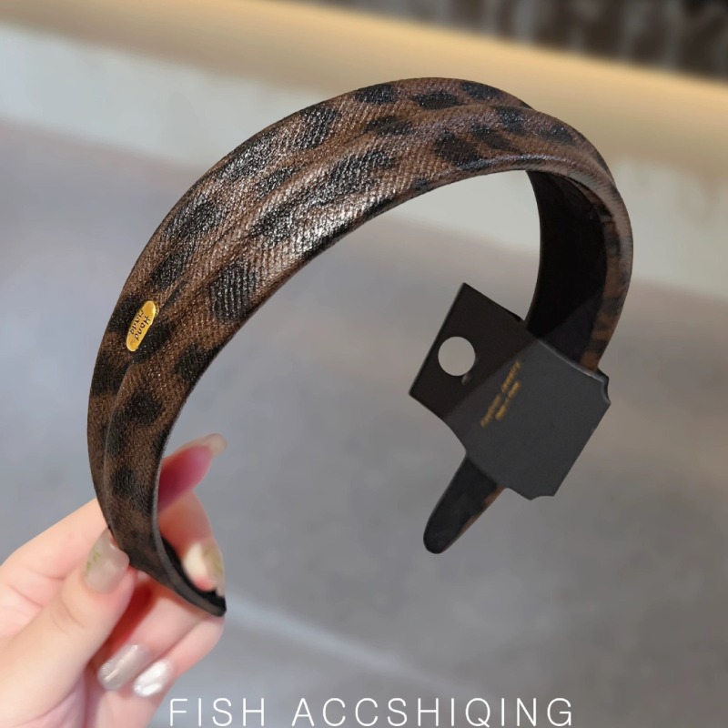 新しい秋冬のヒョウ柄レザーヘッドバンド、ハイスカルトップ、ワ - Leatherwork Pony のレビューと価格